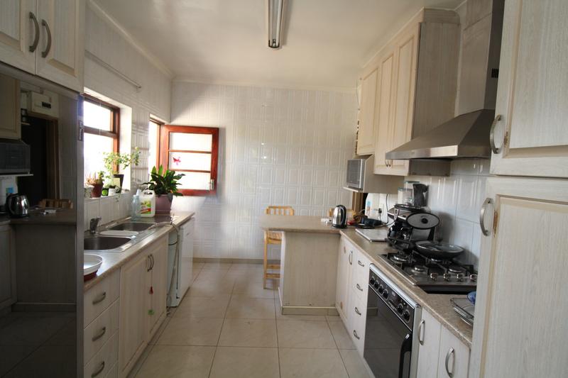 4 Bedroom Property for Sale in St Michaels Western Cape